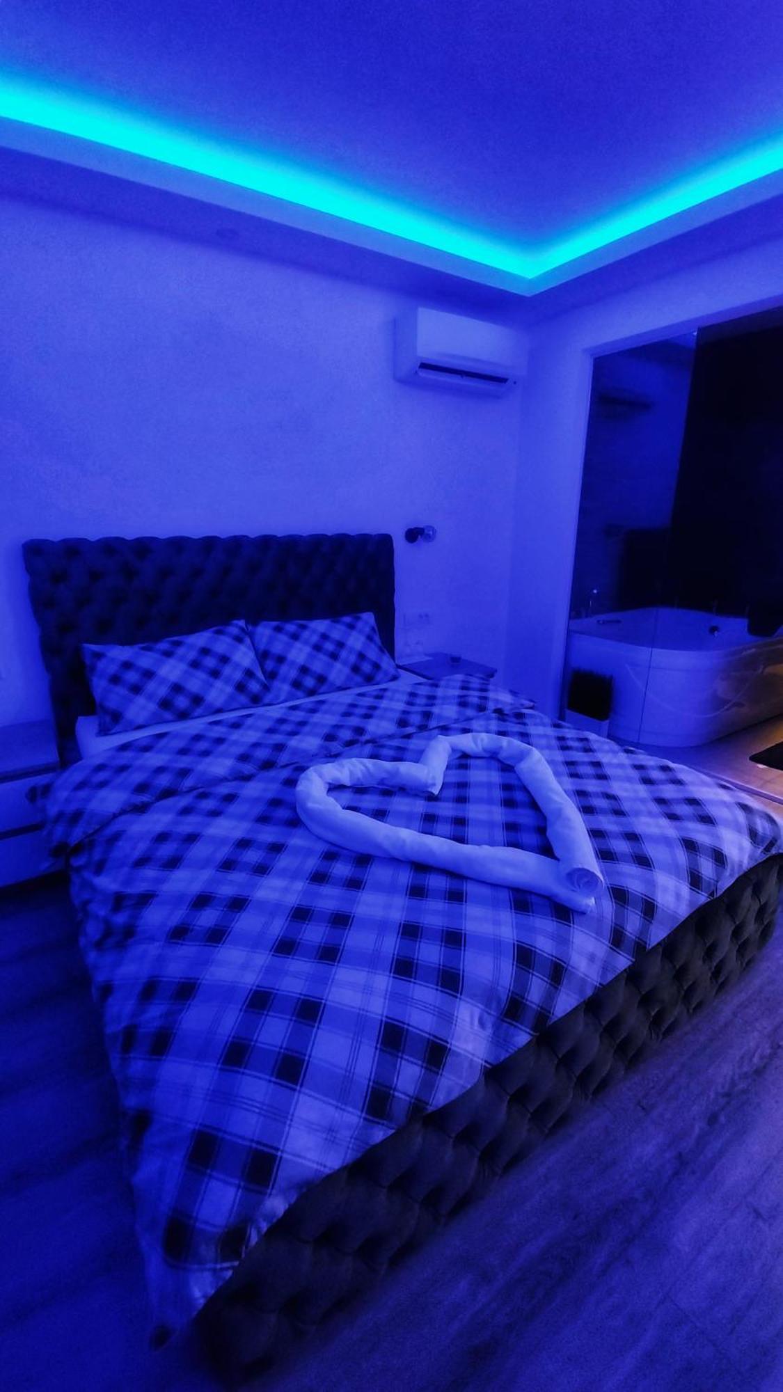 Stars Lux Room Белград Номер фото
